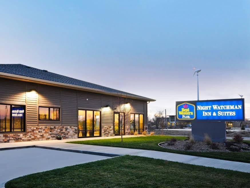 Best Western Plus Night Watchman Inn & Suites Greensburg Buitenkant foto